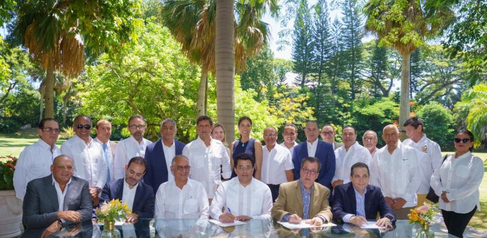 Proyectan invertir $400 millones en turismo Santiago