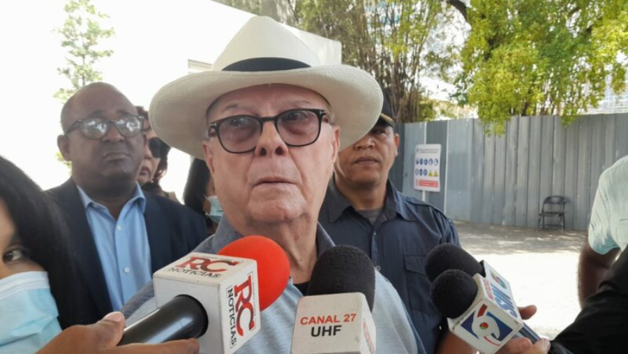 Hipólito a Leonel: «El que no sabe planificar es él»