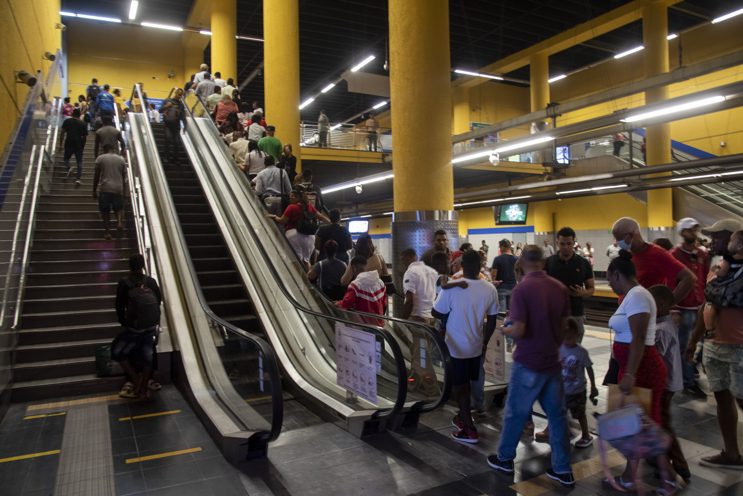 Advierten sobre el riesgo de sustituir el personal que opera el Metro de SD