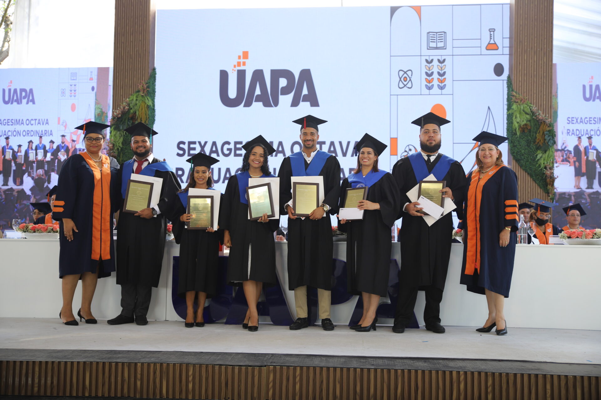 UAPA celebra su graduación 68 con periodistas digitales y magísters en Ciberseguridad