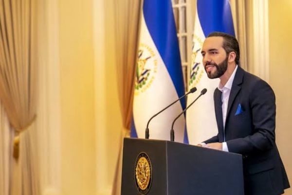 Nayib Bukele busca un tercer mandato presidencial en El Salvador