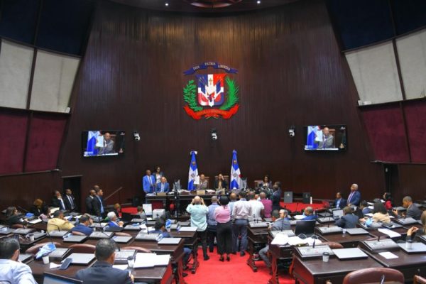 ¿El Código Penal vuelve al Congreso? Diputados recibe tres propuestas de modificación