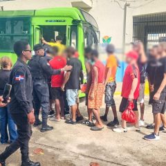 Autoridades trasladan a Las Parras a otros 400 presos desde cárcel de La Victoria