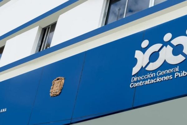 Contrataciones Públicas suspende registros de proveedores del Estado a 10 senadores