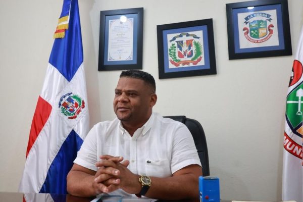 Director pide al presidente frenar proyecto vertedero