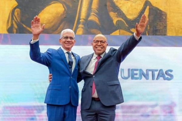 Alfredo Pacheco y Ricardo de los Santos seguirán en Cámara de Diputados y Senado