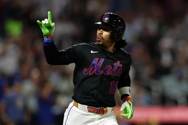 Lindor lidera a los Mets a una victoria por 3-2 sobre los Cerveceros