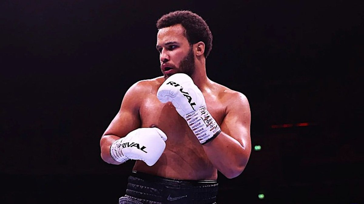 Moses Itauma aspira a convertirse en el campeón de peso pesado más joven desde Mike Tyson
