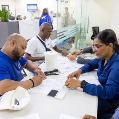 Hacienda paga RD$1,358 millones en indemnizaciones a 1,449 policías retirados