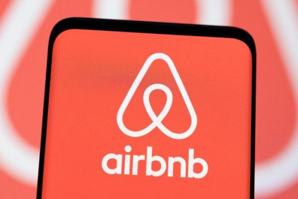 Gobierno estudia regular los alquileres de corto plazo tipo Airbnb