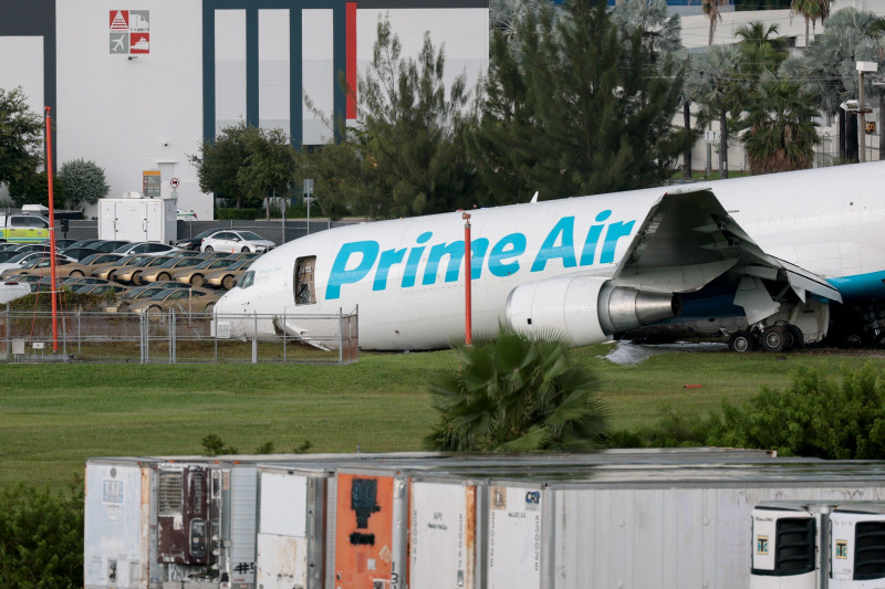 Retrasos en vuelos entre República Dominicana y Miami tras accidente de avión de carga