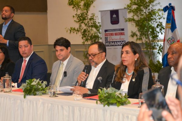 Más de 20 universidades se unen al debate por los derechos humanos en RD