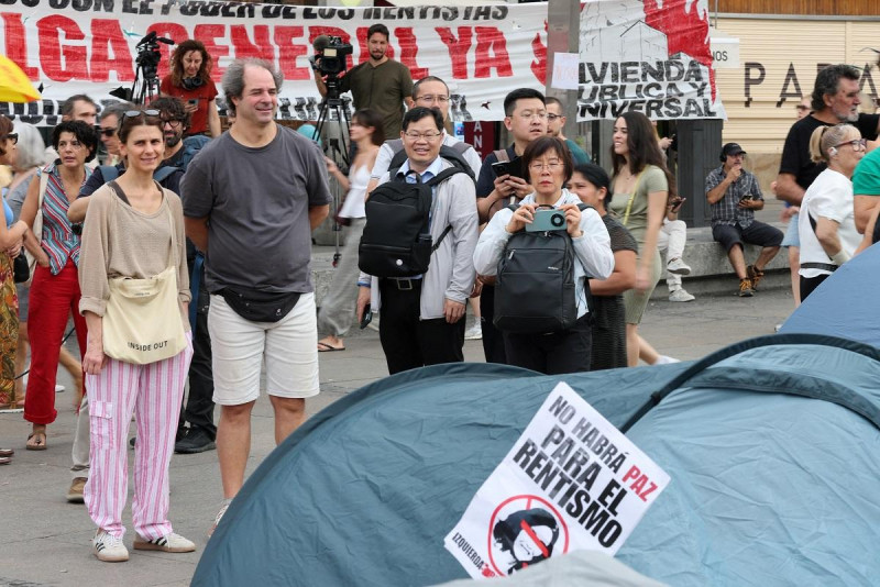España presenta medidas contra la crisis de las viviendas