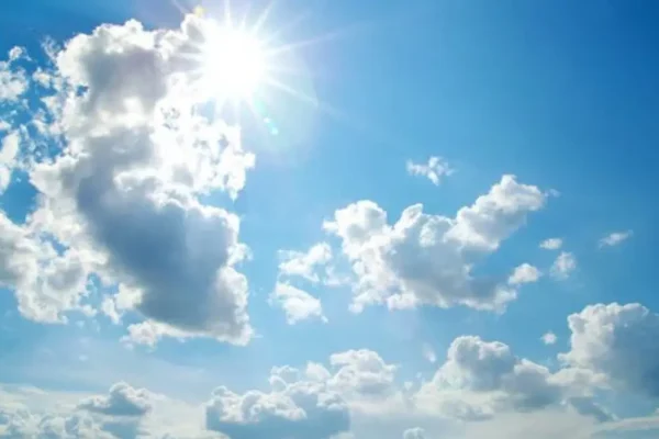 Se espera un miércoles con un cielo soleado en la mañana y aguaceros para la tarde