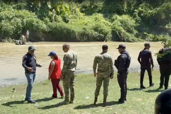 Intensa búsqueda de adolescente desaparecida en Navarrete