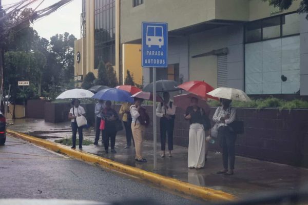 Minerd mantiene suspensi&oacute;n de docencia para este mi&eacute;rcoles en zonas vulnerables de provincias bajo alerta amarilla